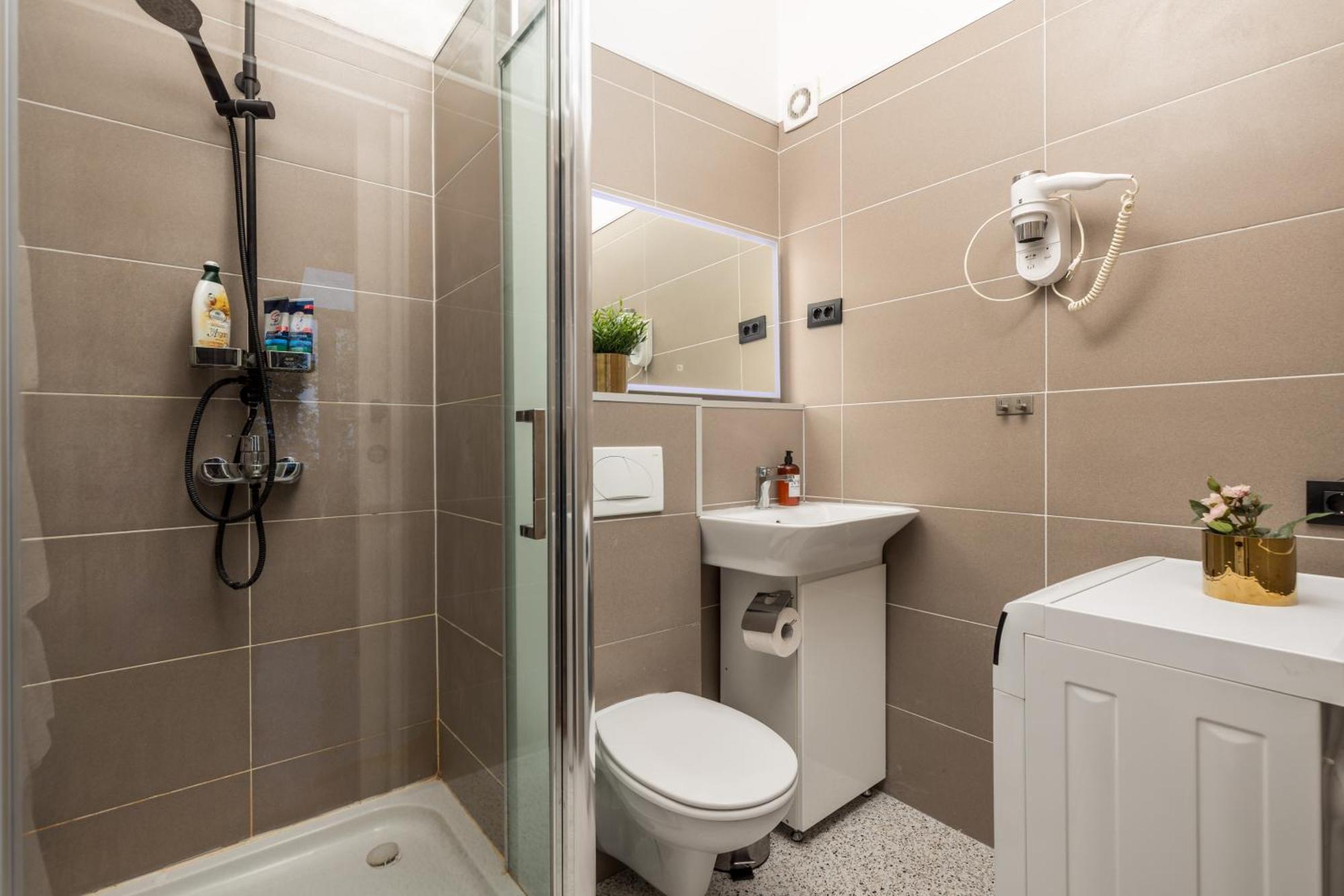 Apartment Tiziano-Belveder With Private Garage Rijeka Luaran gambar